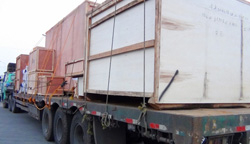 װ������